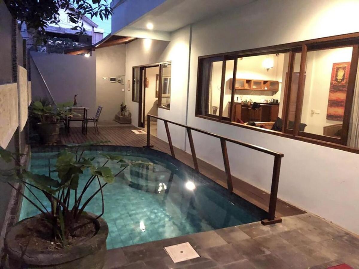 Shishi Bali Villa Seminyak Buitenkant foto
